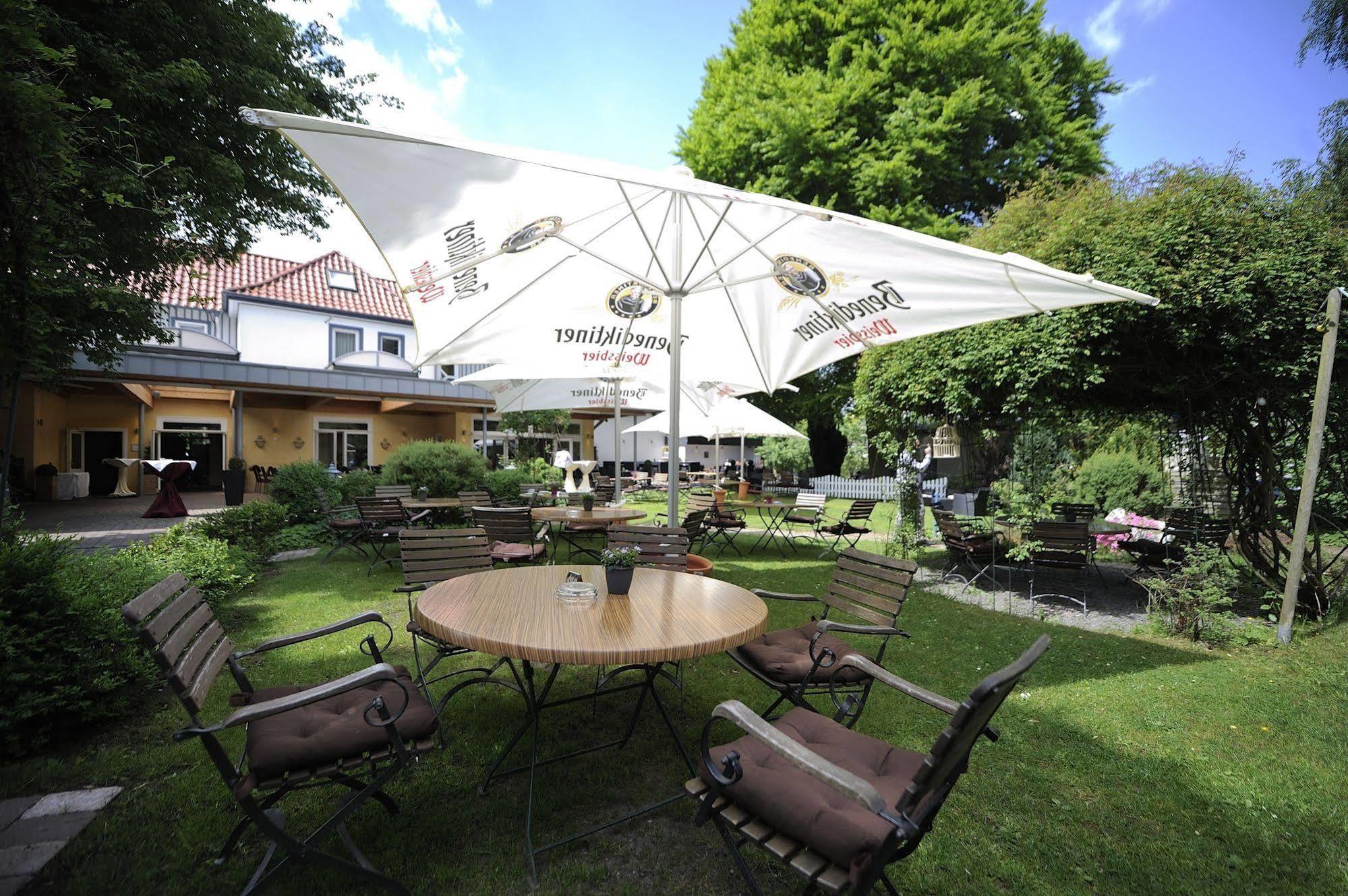 Hotel Zur Heidebluete Hambuhren Экстерьер фото