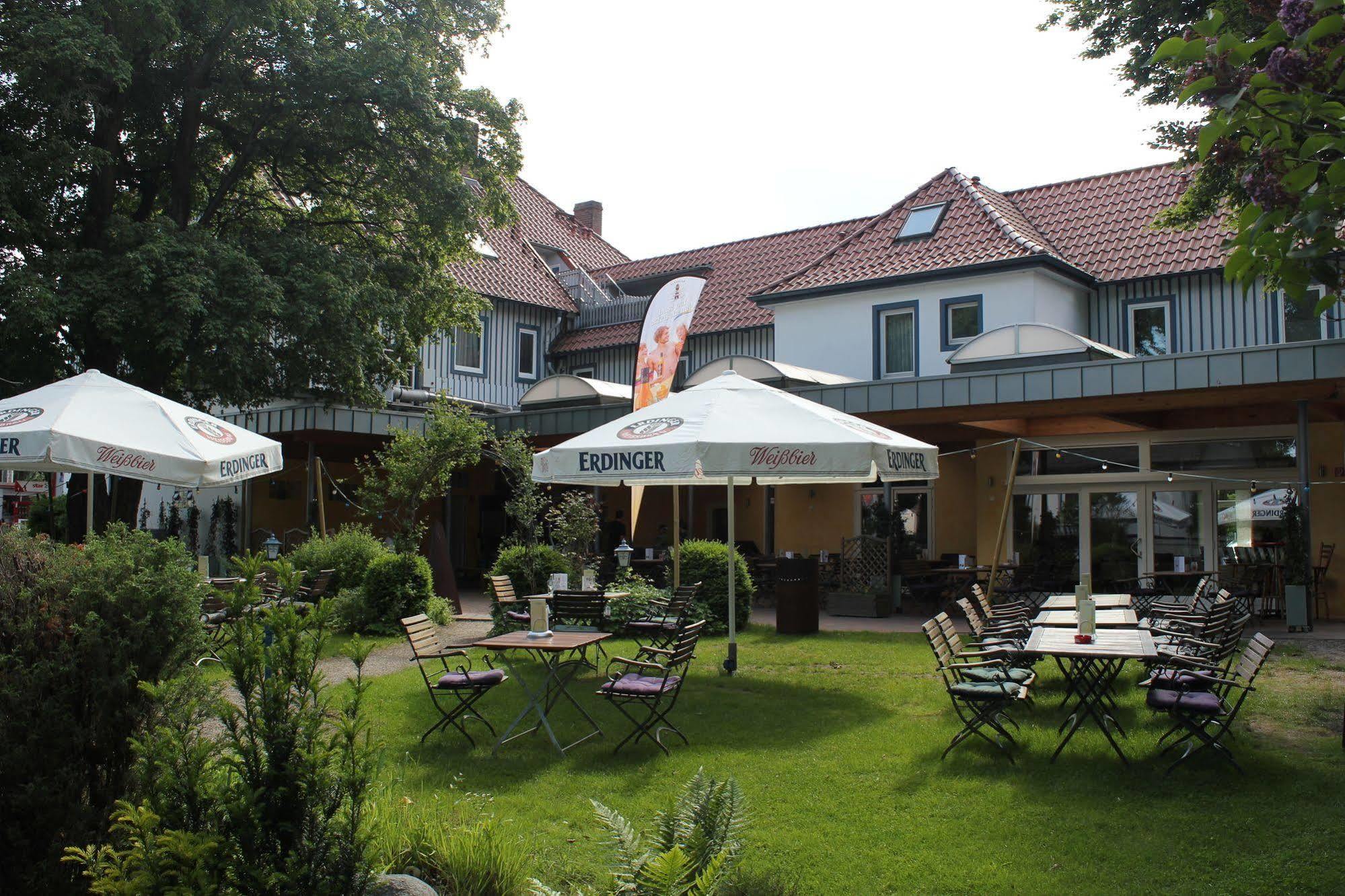 Hotel Zur Heidebluete Hambuhren Экстерьер фото