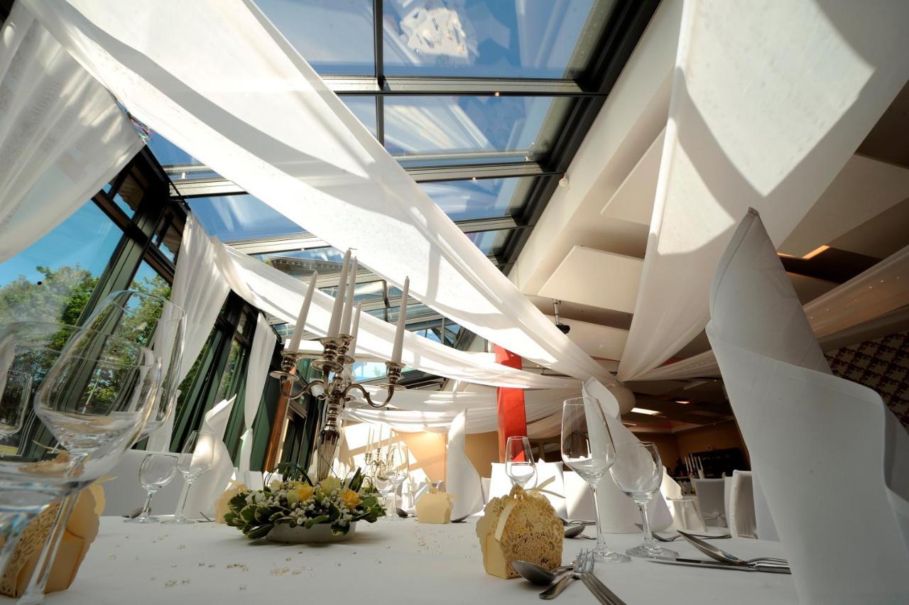 Hotel Zur Heidebluete Hambuhren Экстерьер фото